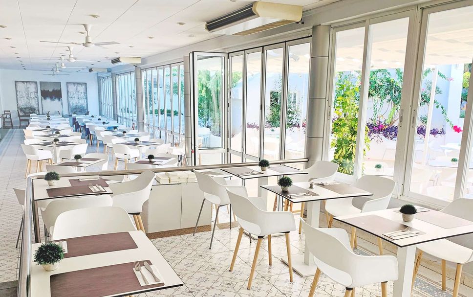 レストラン 写真