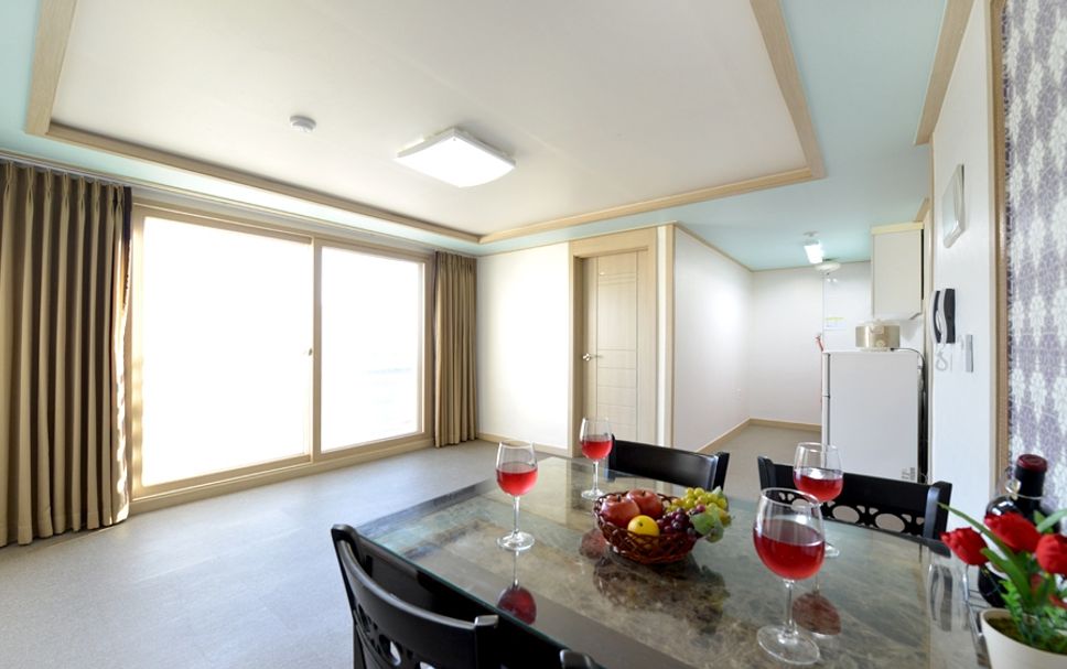 ダイニングルーム 写真