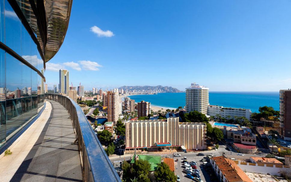 バルコニー 写真