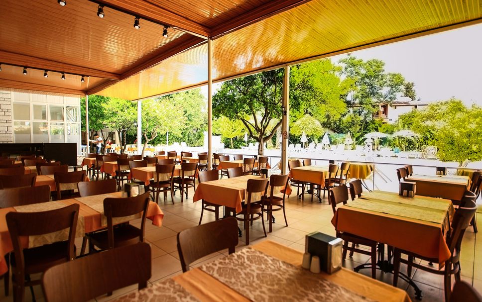 レストラン 写真