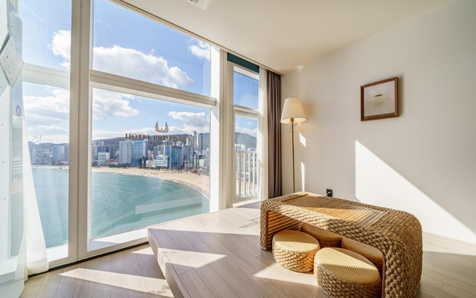 リビングルーム 写真