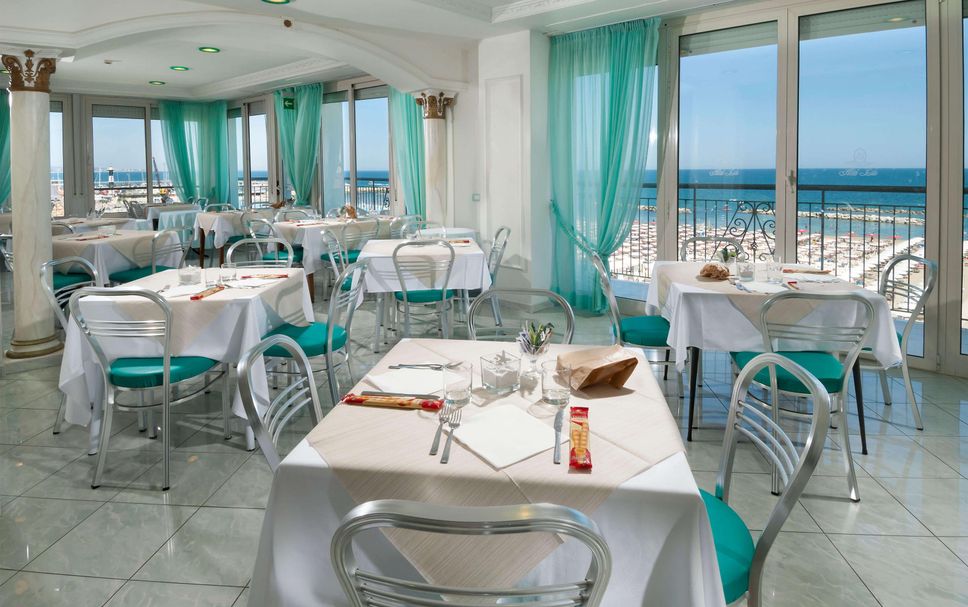 レストラン 写真