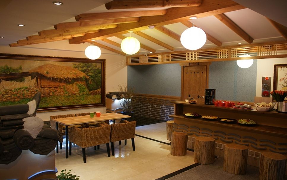 ダイニングルーム 写真