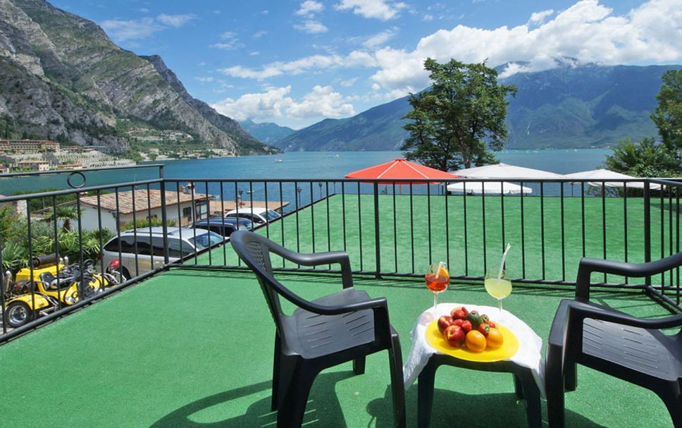 バルコニー 写真